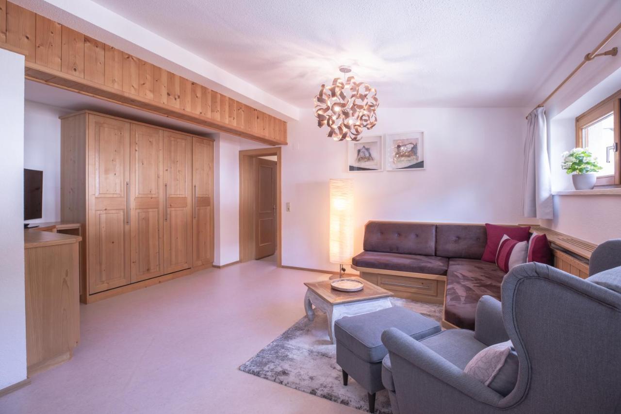 Ferienwohnung Haus Praxmarer St. Anton am Arlberg Exterior foto